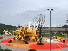 有哪些适合3-12岁儿童的游乐场设备